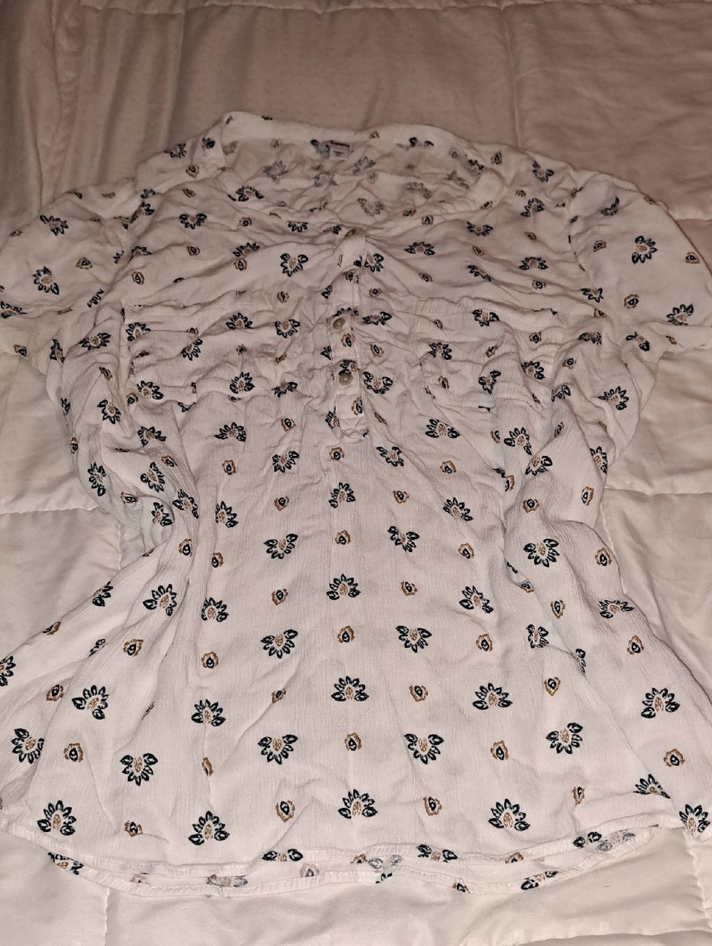 Sonoma White Blouse with Navy and Tan Floral Motif